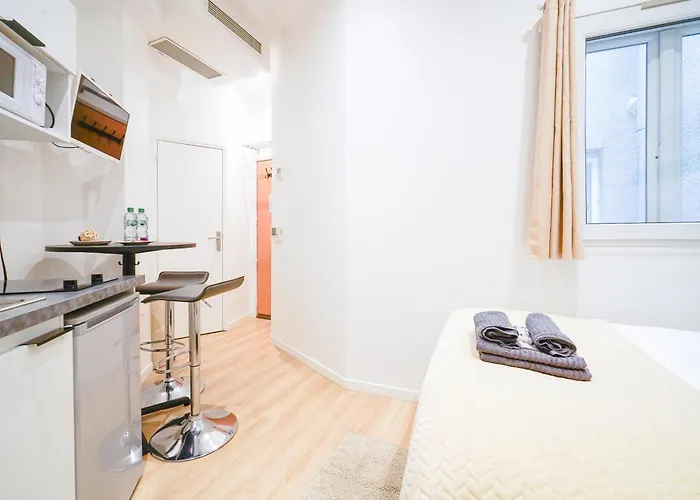 Apartament Nets - Saint Lazare Paryż
