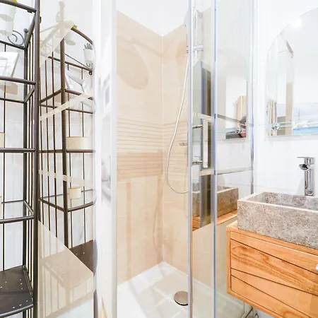 Apartman Nets - Saint Lazare Párizs