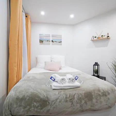 Apartment Nets - Saint Lazare *